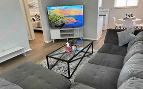 Cozy Apt Near Downtown Dayton