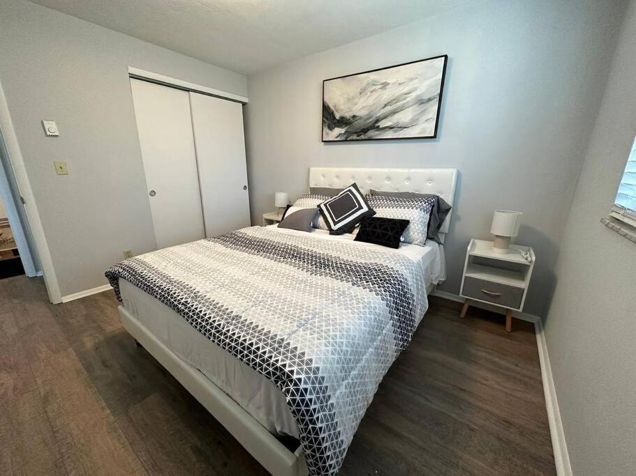 Cozy Apt Near Downtown Dayton Apartment Exterior photo